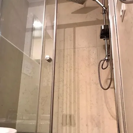 Interno 3 아파트
