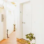 Interno 3 3* בארי