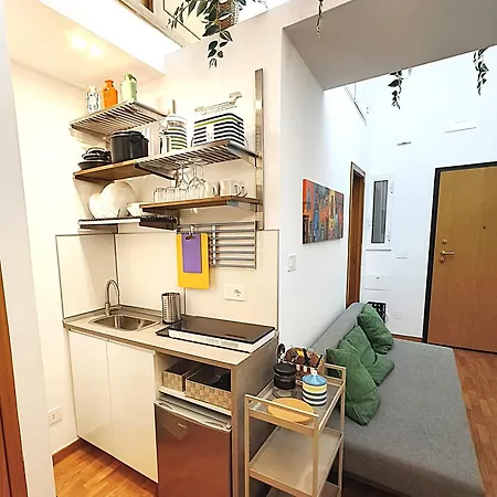 Interno 3 アパート バーリ