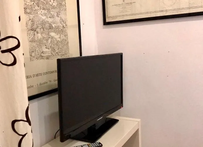 Interno 3 בית הארחה 4*