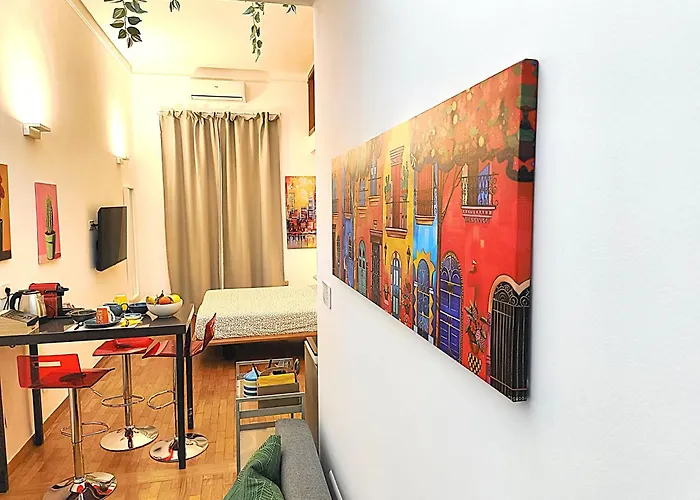 Interno 3 בית הארחה